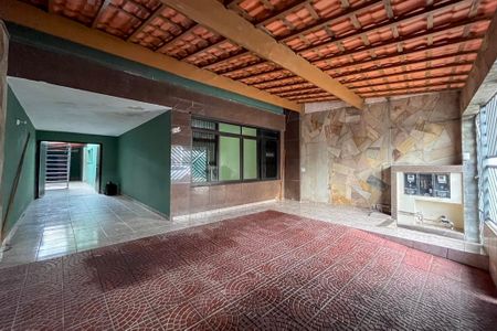 Casa para alugar com 200m², 4 quartos e 4 vagas Casa para alugar com 200m², 4 quartos e 4 vagasGaragem