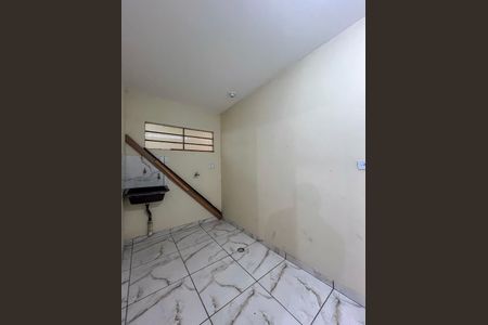 Casa para alugar com 200m², 4 quartos e 4 vagas Casa para alugar com 200m², 4 quartos e 4 vagasCasa 1 - Area de Serviço