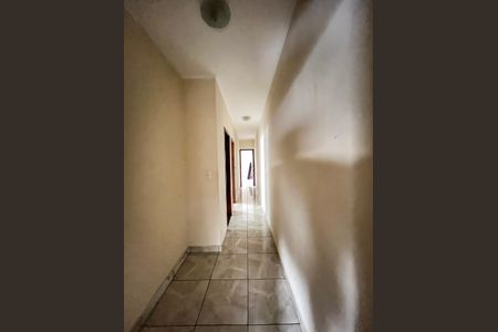 Casa para alugar com 200m², 4 quartos e 4 vagas Casa para alugar com 200m², 4 quartos e 4 vagasCasa 2 - Corredor