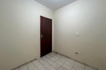 Casa para alugar com 200m², 4 quartos e 4 vagas Casa para alugar com 200m², 4 quartos e 4 vagasCasa 1 - Quarto 2
