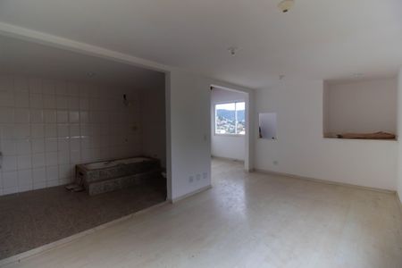 Casa para alugar com 2 quartos, 599m² em Piratininga, Niterói