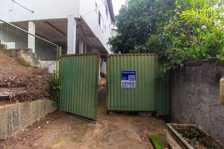 Casa para alugar com 599m², 2 quartos e 2 vagas