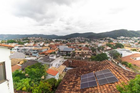 Casa para alugar com 599m², 2 quartos e 2 vagas