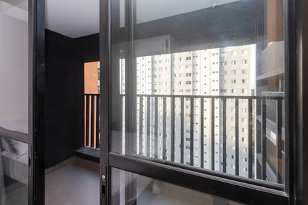 Varanda de kitnet/studio para alugar com 1 quarto, 25m² em Cidade Monções, São Paulo