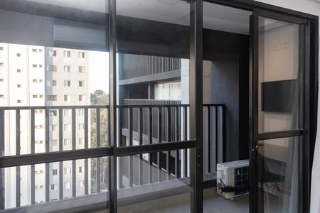 Studio para alugar com 25m², 1 quarto e sem vaga Studio para alugar com 25m², 1 quarto e sem vagaVaranda