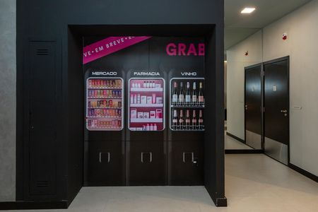 Studio para alugar com 25m², 1 quarto e sem vaga Studio para alugar com 25m², 1 quarto e sem vagaMini Mercado