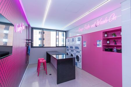 Studio para alugar com 25m², 1 quarto e sem vaga Studio para alugar com 25m², 1 quarto e sem vagaLavanderia