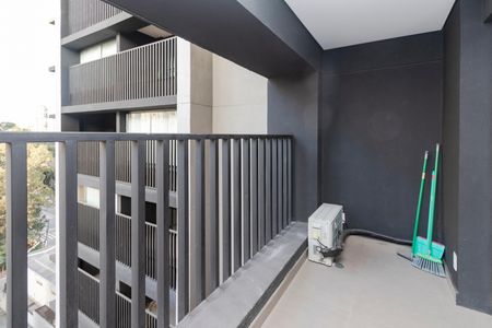 Studio para alugar com 25m², 1 quarto e sem vaga Studio para alugar com 25m², 1 quarto e sem vagaVaranda