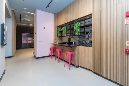 Studio para alugar com 25m², 1 quarto e sem vaga Studio para alugar com 25m², 1 quarto e sem vagaEntrada