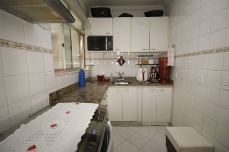 Apartamento à venda com 112m², 4 quartos e 2 vagascozinha