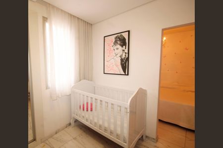 Apartamento à venda com 112m², 4 quartos e 2 vagasquarto 1
