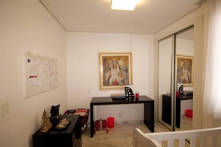 Apartamento à venda com 112m², 4 quartos e 2 vagasquarto 1