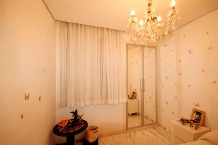 Apartamento à venda com 112m², 4 quartos e 2 vagasquarto 2