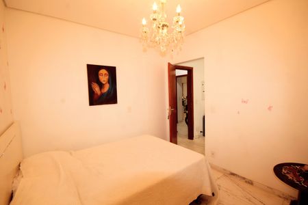 Apartamento à venda com 112m², 4 quartos e 2 vagasquarto 2
