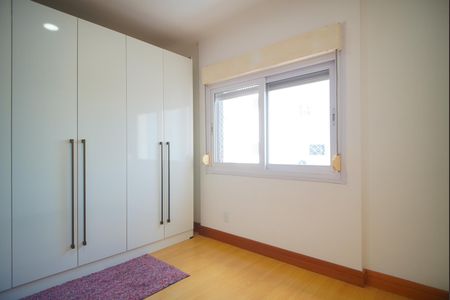 Quarto 2 de apartamento para alugar com 2 quartos, 70m² em Boa Vista, Porto Alegre