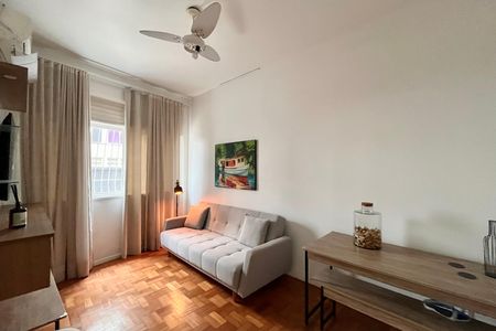 Sala  de apartamento para alugar com 1 quarto, 52m² em Copacabana, Rio de Janeiro