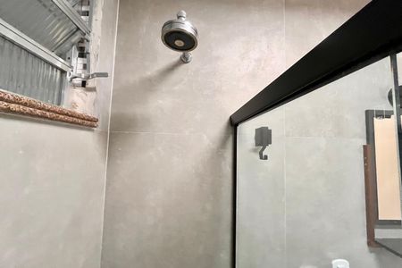 Banheiro  de apartamento para alugar com 1 quarto, 52m² em Copacabana, Rio de Janeiro