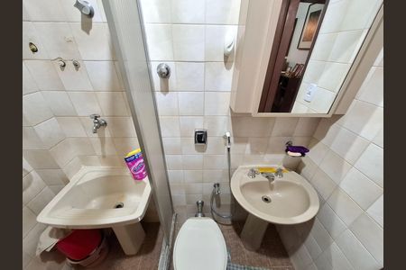 Banheiro  de apartamento à venda com 1 quarto, 41m² em Flamengo, Rio de Janeiro