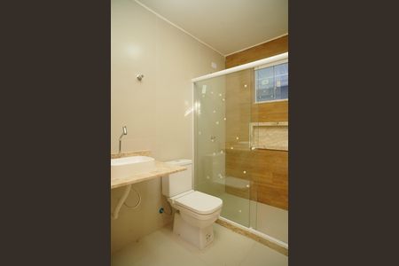 Casa para alugar com 25m², 1 quarto e 1 vaga Casa para alugar com 25m², 1 quarto e 1 vagaBanheiro