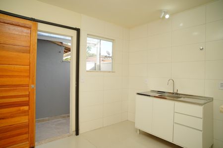 Casa para alugar com 25m², 1 quarto e 1 vaga Casa para alugar com 25m², 1 quarto e 1 vagaCozinha