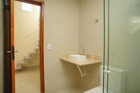 Casa para alugar com 25m², 1 quarto e 1 vaga Casa para alugar com 25m², 1 quarto e 1 vagaBanheiro