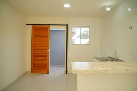 Casa para alugar com 25m², 1 quarto e 1 vaga Casa para alugar com 25m², 1 quarto e 1 vagaCozinha