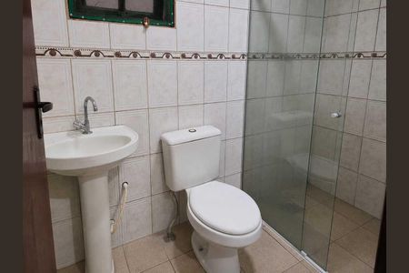 Banheiro de casa para alugar com 1 quarto, 45m² em Parque Burle, Cabo Frio