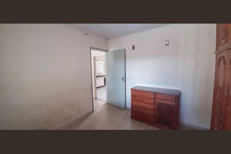 Casa para alugar com 3 quartos, 130m² em Vila Yolanda, Osasco
