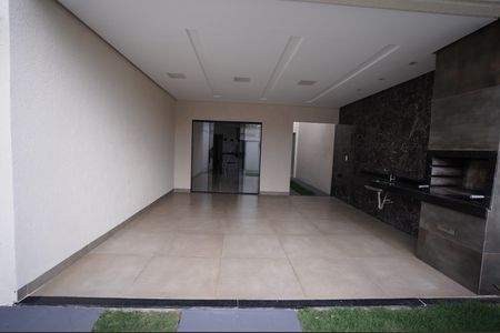 Casa à venda com 150m², 3 quartos e 3 vagas