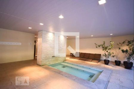 Apartamento à venda com 275m², 3 quartos e 3 vagas Apartamento à venda com 275m², 3 quartos e 3 vagasÁrea comum