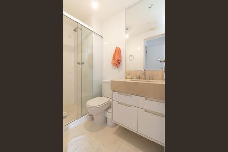 Apartamento à venda com 275m², 3 quartos e 3 vagas Apartamento à venda com 275m², 3 quartos e 3 vagasBanheiro da Suíte 3