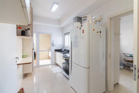 Apartamento à venda com 275m², 3 quartos e 3 vagas Apartamento à venda com 275m², 3 quartos e 3 vagasCozinha
