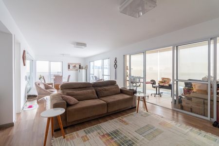 Apartamento à venda com 275m², 3 quartos e 3 vagas Apartamento à venda com 275m², 3 quartos e 3 vagasSala 2