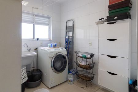 Apartamento à venda com 275m², 3 quartos e 3 vagas Apartamento à venda com 275m², 3 quartos e 3 vagasÁrea de Serviço