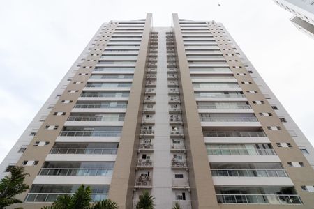 Apartamento à venda com 275m², 3 quartos e 3 vagas Apartamento à venda com 275m², 3 quartos e 3 vagasFachada