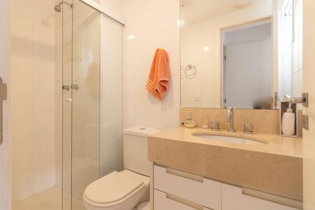 Apartamento à venda com 275m², 3 quartos e 3 vagas Apartamento à venda com 275m², 3 quartos e 3 vagasBanheiro da Suíte 3