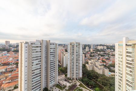 Apartamento à venda com 275m², 3 quartos e 3 vagas Apartamento à venda com 275m², 3 quartos e 3 vagasVista
