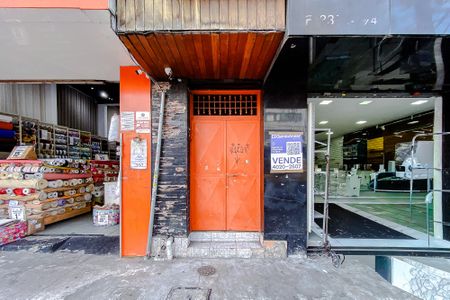 Apartamento à venda com 80m², 2 quartos e sem vagaFachada - Plaquinha