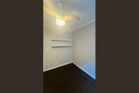 Quarto de apartamento para alugar com 2 quartos, 45m² em Lomba do Pinheiro, Porto Alegre