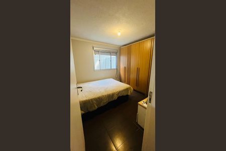 Quarto  de apartamento para alugar com 2 quartos, 45m² em Lomba do Pinheiro, Porto Alegre