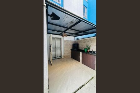 Área externa de apartamento para alugar com 2 quartos, 45m² em Lomba do Pinheiro, Porto Alegre