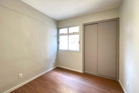 Apartamento à venda com 140m², 4 quartos e 1 vaga