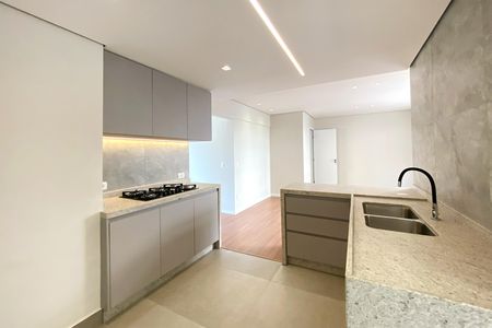 Apartamento à venda com 140m², 4 quartos e 1 vaga