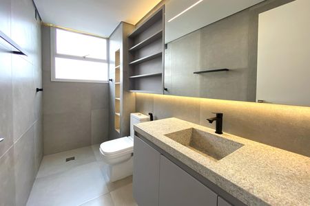 Apartamento à venda com 140m², 4 quartos e 1 vaga