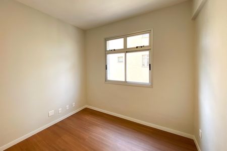 Apartamento à venda com 140m², 4 quartos e 1 vaga