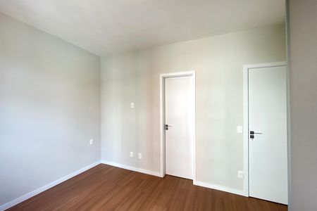 Apartamento à venda com 140m², 4 quartos e 1 vaga