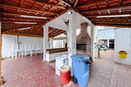 Apartamento para alugar com 50m², 2 quartos e 1 vaga Apartamento para alugar com 50m², 2 quartos e 1 vagaÁrea comum - Churrasqueira