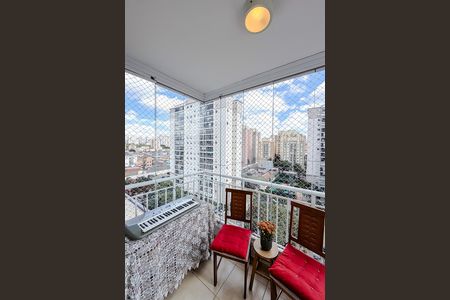 Apartamento para alugar com 50m², 2 quartos e 1 vaga Apartamento para alugar com 50m², 2 quartos e 1 vagaVaranda