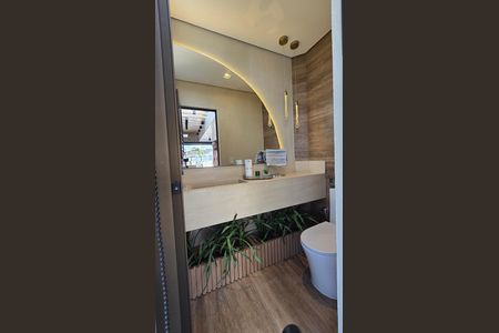 Apartamento à venda com 284m², 4 quartos e 5 vagas Apartamento à venda com 284m², 4 quartos e 5 vagasBanheiro