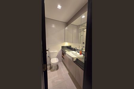 Apartamento à venda com 284m², 4 quartos e 5 vagas Apartamento à venda com 284m², 4 quartos e 5 vagasBanheiro
